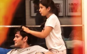 Pic Talk: Sitara Gives Head Massage To Mahesh Babu