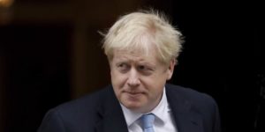 UK PM Boris Johnson asked to continue COVID-19 self-isolation due to abnormal temperature