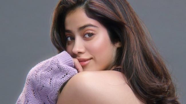 Epic Reply: Bollywood Beauty Janhvi Kapoor Says ‘Yes’ For A Kid