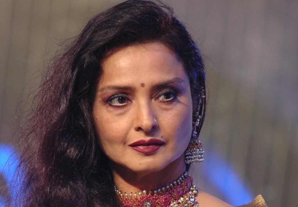 Rekha Initially Refuses To Get Tested For Covid-19?
