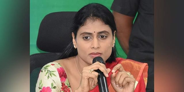 Niranjan’s sexist remark leaves Sharmila fuming