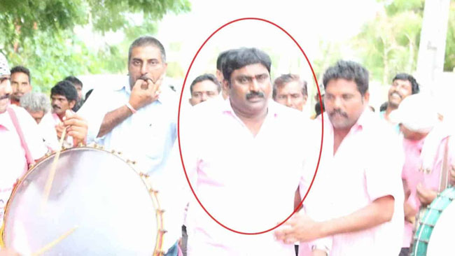 TDP supporter ends KodaliVallabhaneni issue with apology