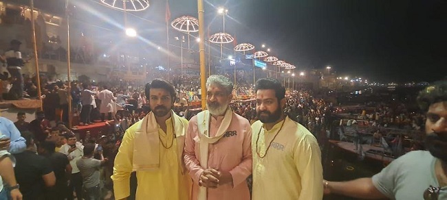 After Amritsar, team RRR visits holy Varanasi
