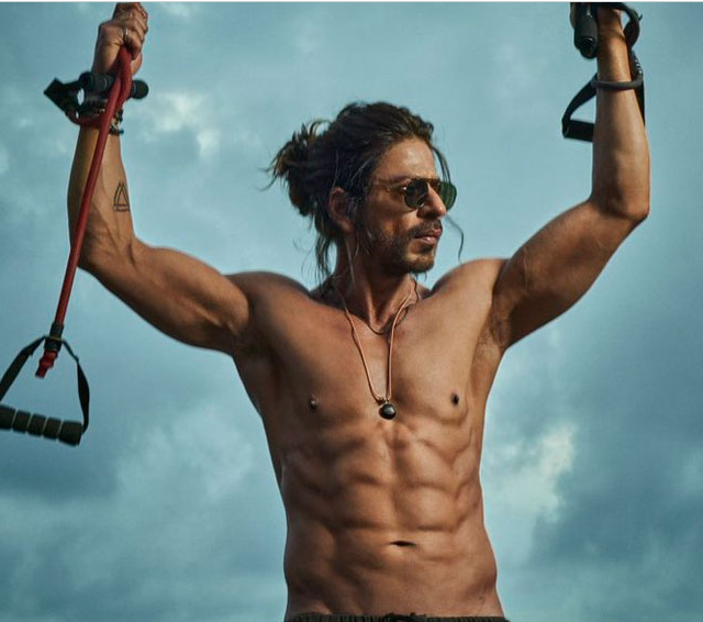 Look At the Chiseled Body Of King Khan Even At 56!