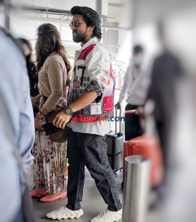 Ram Charan & Upasana Fly Abroad For A Relaxing Vacation!