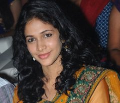Lavanya-300x225