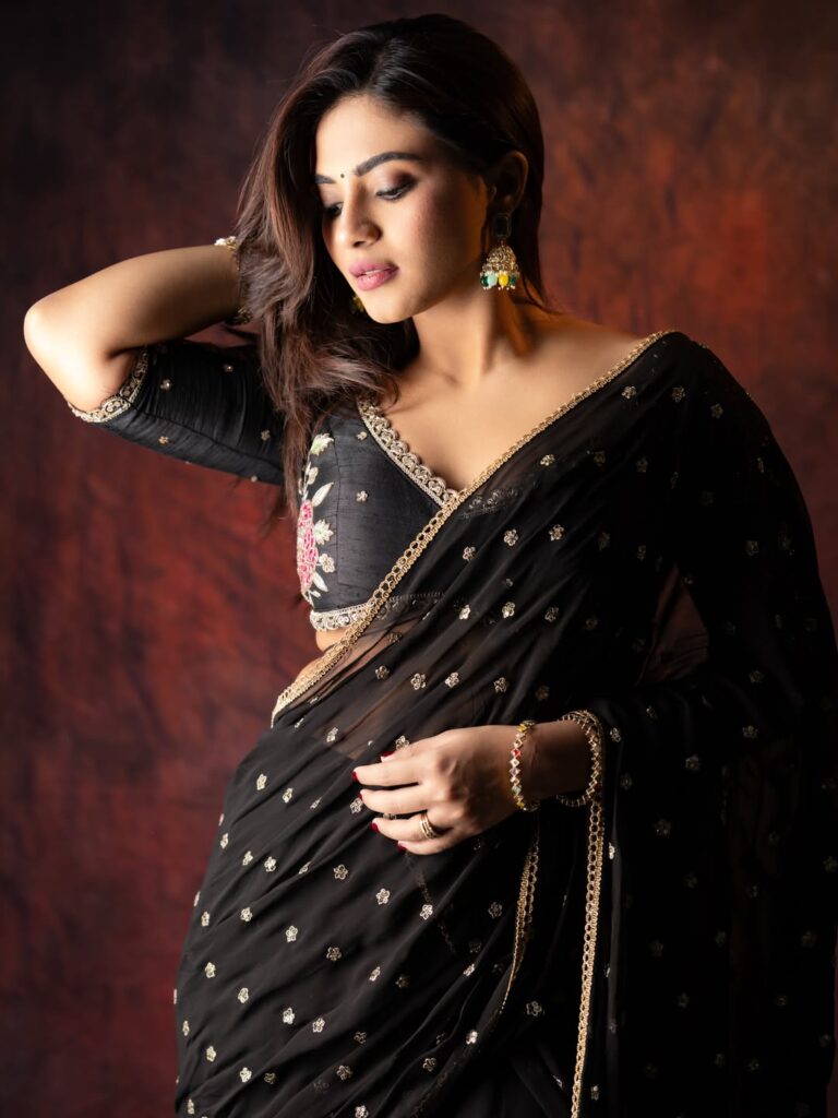 Nayan Sarika
